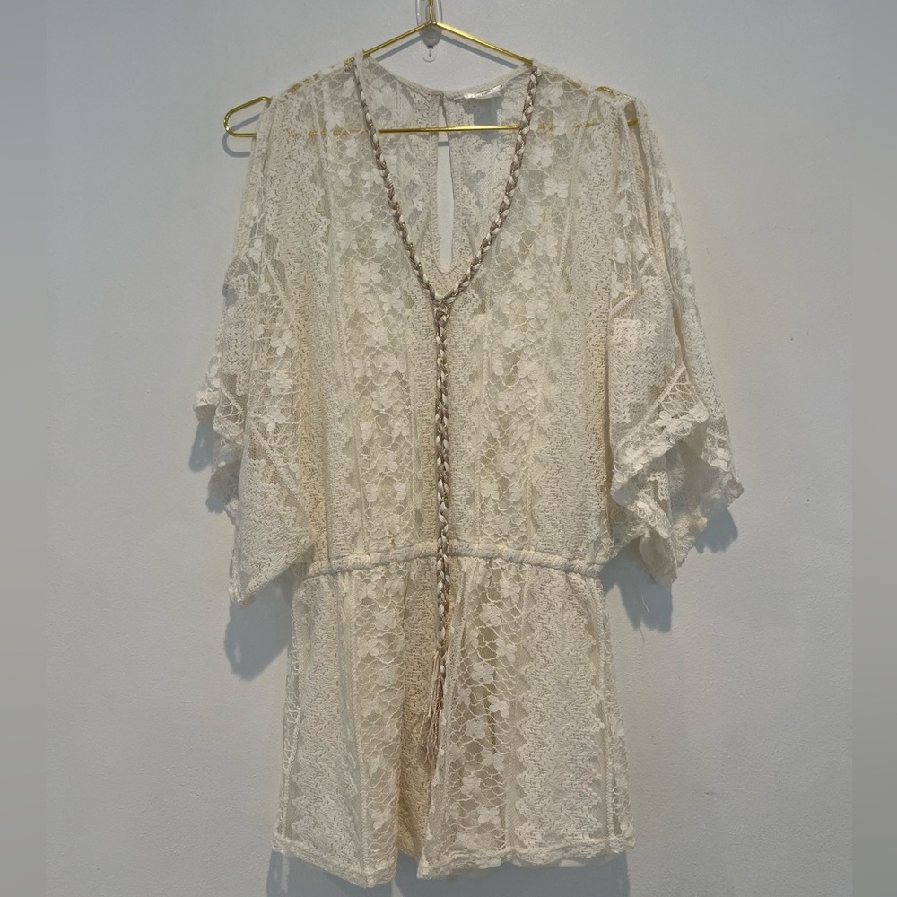 VENUS White Lace Romper Size Large - Picture 2 of 10